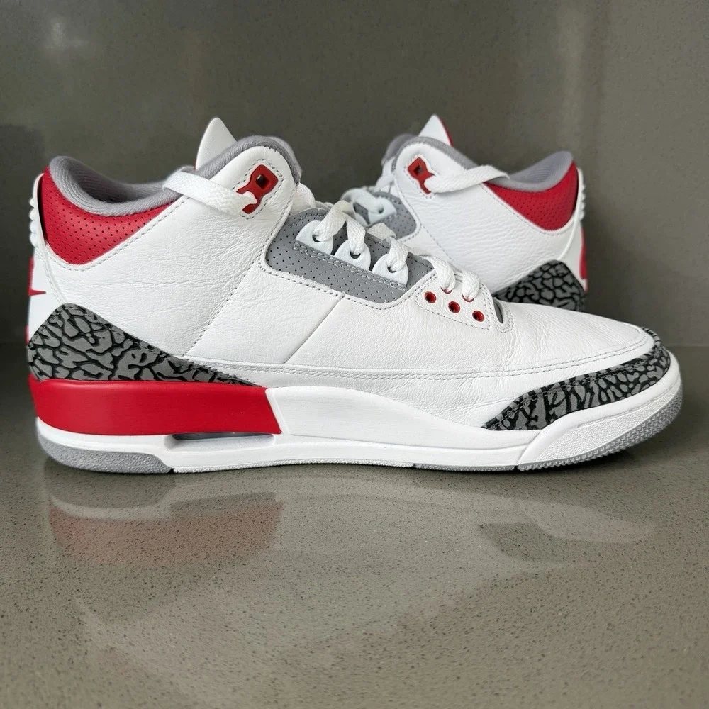 Nike Air Jordan 3 Retro Men's Size 11 Fire Red 2022 DN3707-160